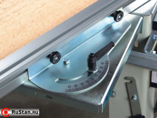 Подвижная каретка на шарикоподшипниках с упором для скосов и быстрым зажимом, бесступ. регулируются на угол ±45° фото №4 Holzstar TKS 315 Pro (380 В) фото №4